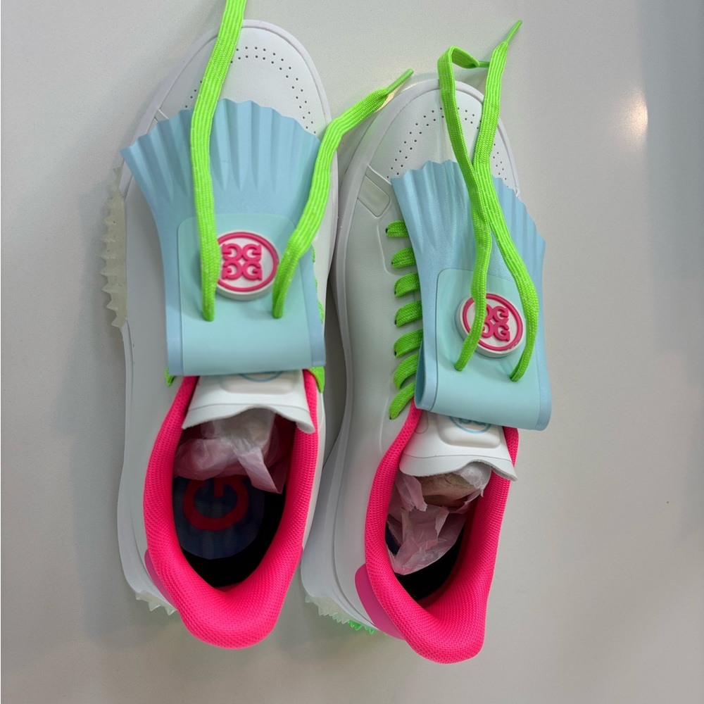 G/FORE NIB Teal and Pink Kiltie Golf Shoes size 9.5